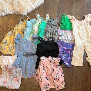 3T bundle. Brands like old navy, H&M. Perfect condition